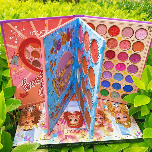 82 colour eyeshadow book, pearlescent matte, glitter, sequin, three-layer palette, stage makeup palette