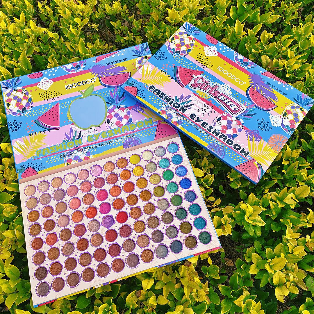 96-colour eyeshadow palette, pearlescent matte, glitter, glitter, glitter, palette, stage makeup, COS palette