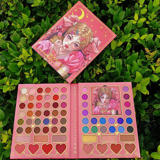 70 colour eyeshadow palette, pearlescent matte, glitter, glitter, glitter, palette, stage makeup, COS palette